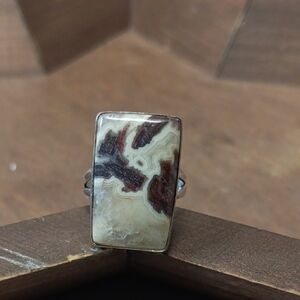 Elegant Silver and Brown Stone Ring